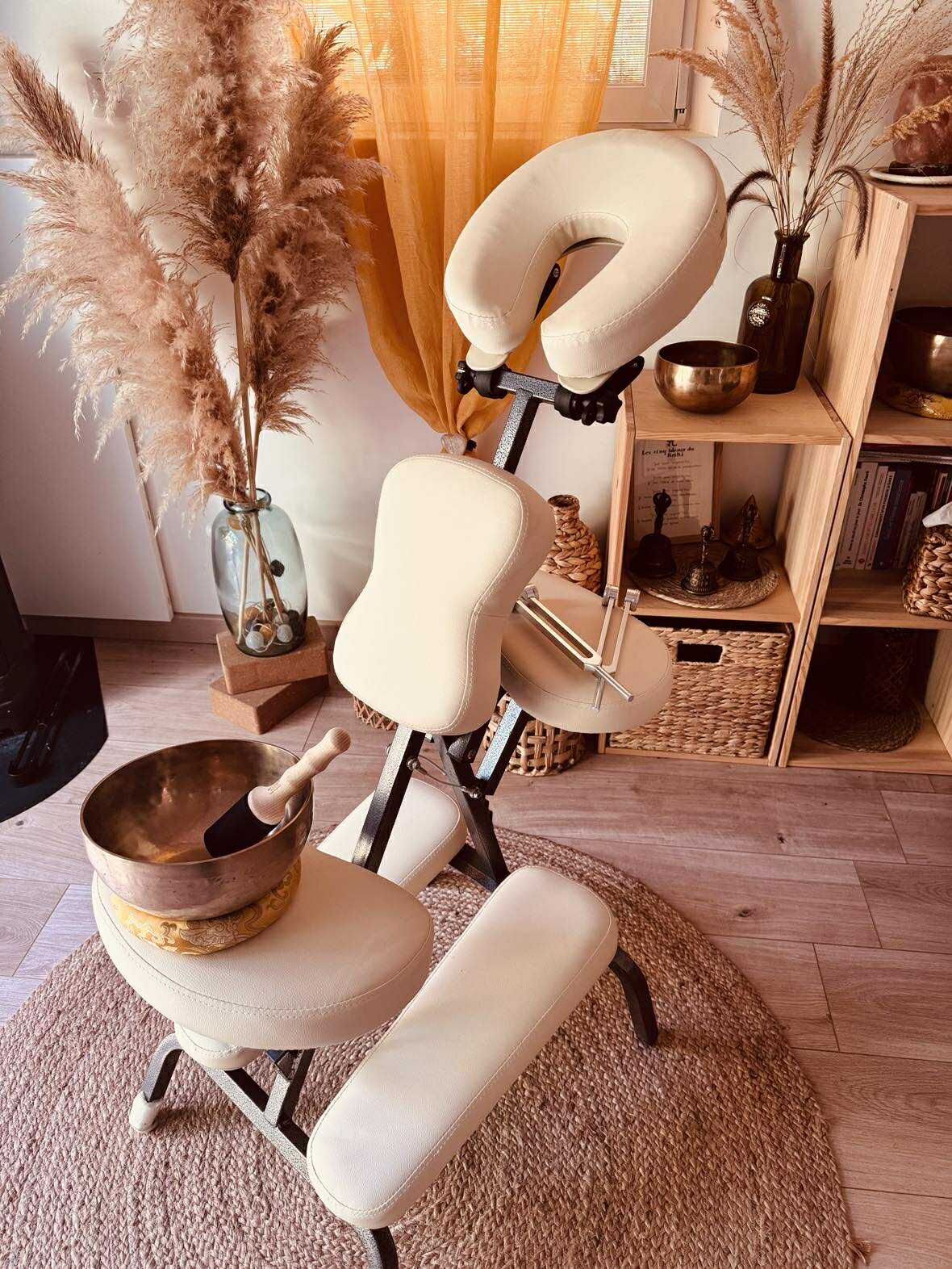 Massage assis Lomi Koa à Palise